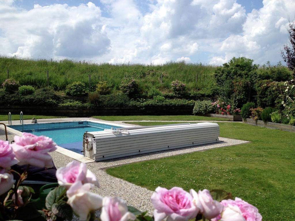 Villa With Spacious Garden Near Heeten Exterior photo